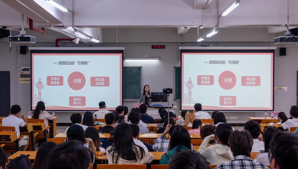 机电学院党委书记陈郁芬为学生干部作专题培训